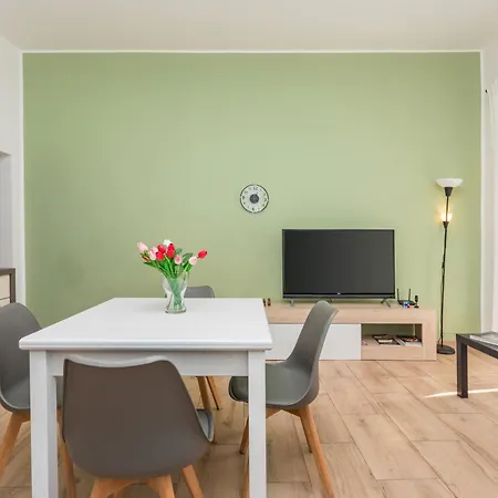 Eleven Holidays Apartamento