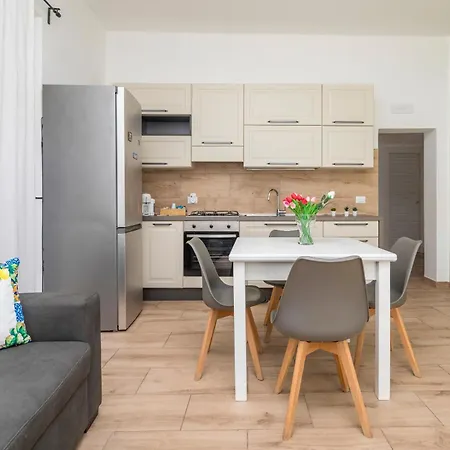 Eleven Holidays Apartamento *