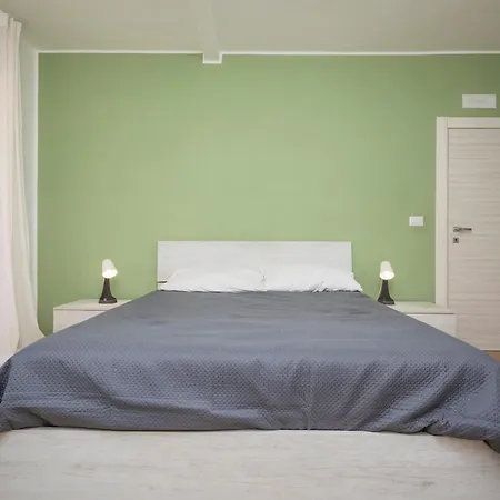 Apartment Eleven Holidays *