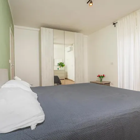 Eleven Holidays Apartment Catania